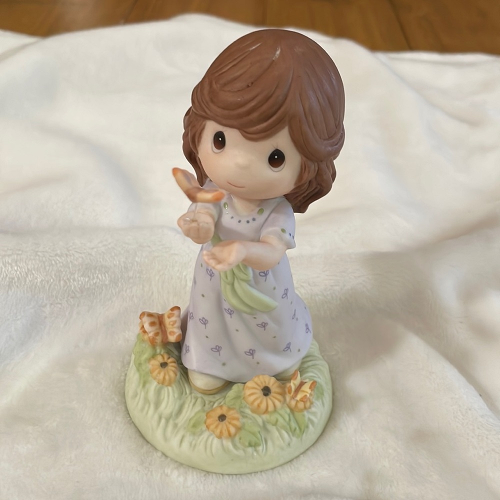 Precious Moments “you gave me wings to fly” figurine